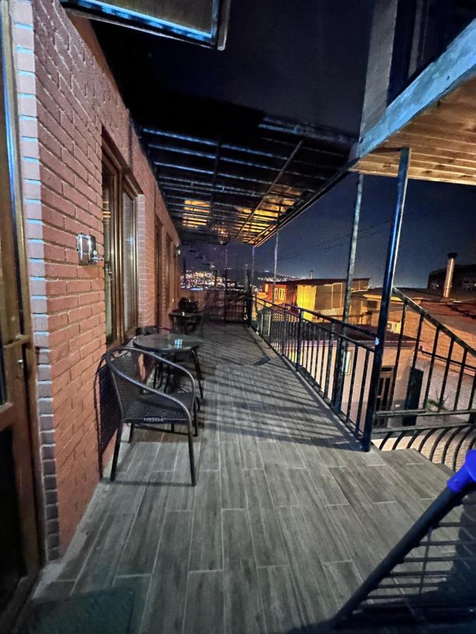 9 Borbalo Street Apartment With Terrace Tbilisi Luaran gambar