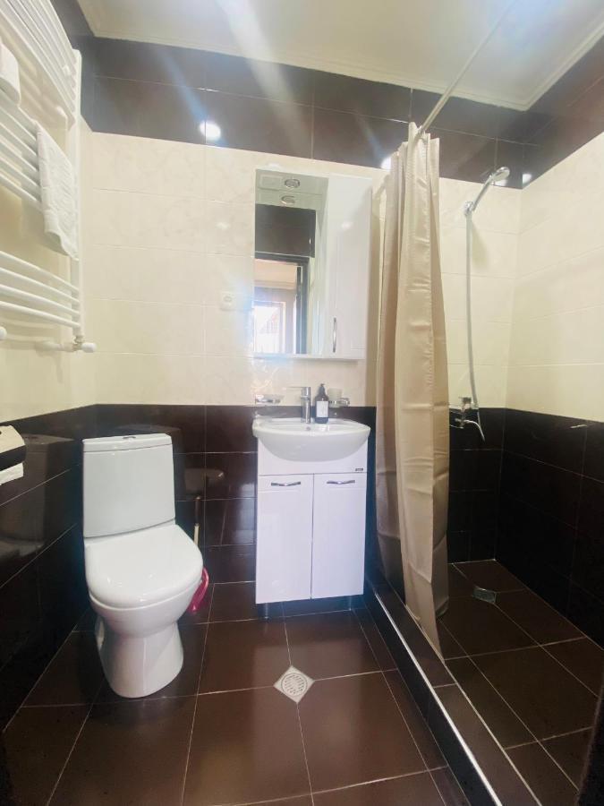 9 Borbalo Street Apartment With Terrace Tbilisi Luaran gambar