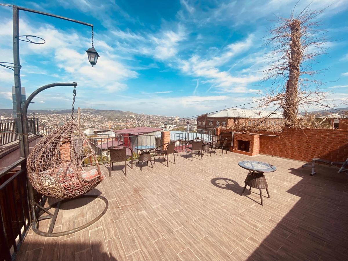 9 Borbalo Street Apartment With Terrace Tbilisi Luaran gambar
