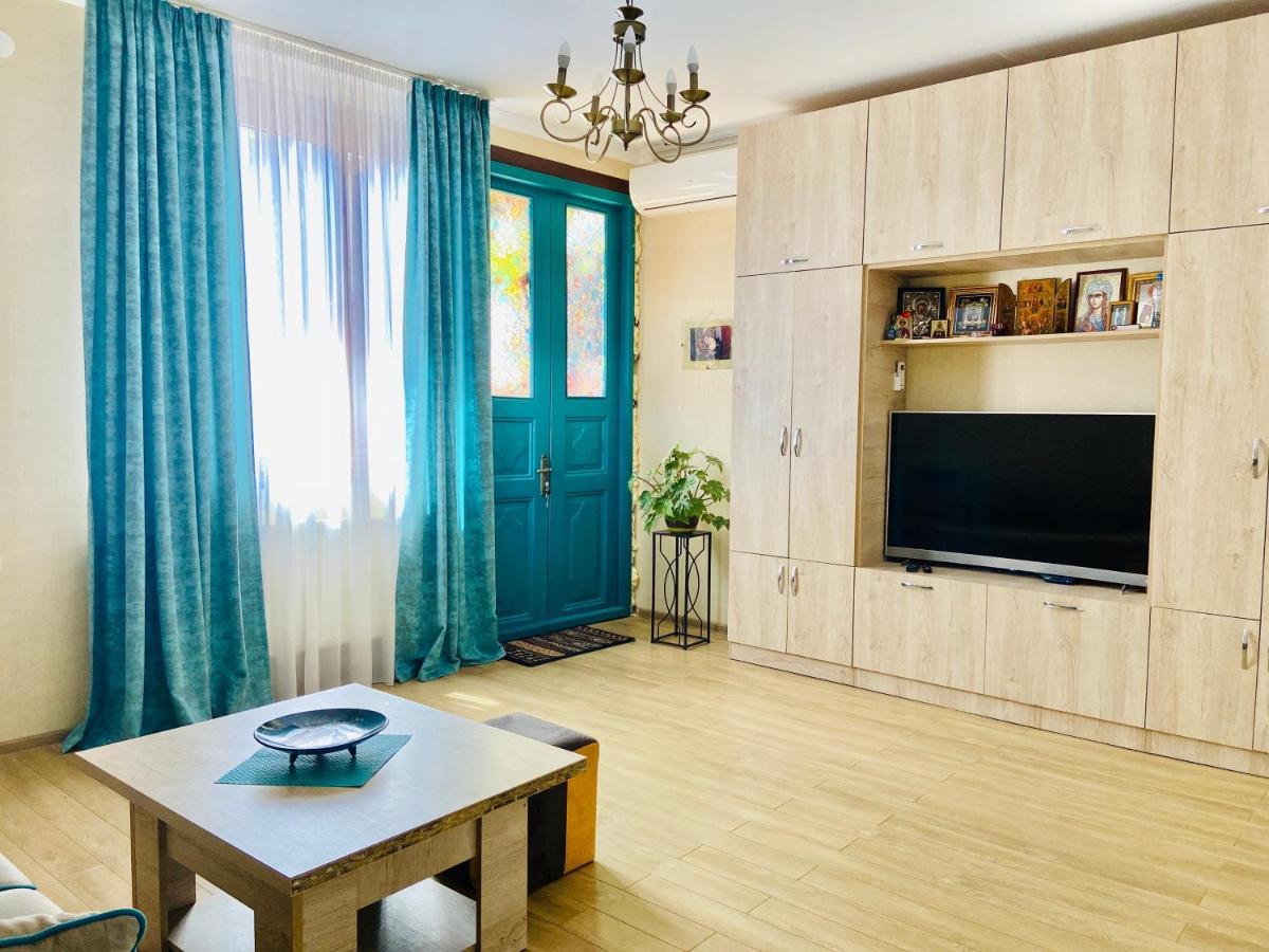 9 Borbalo Street Apartment With Terrace Tbilisi Luaran gambar