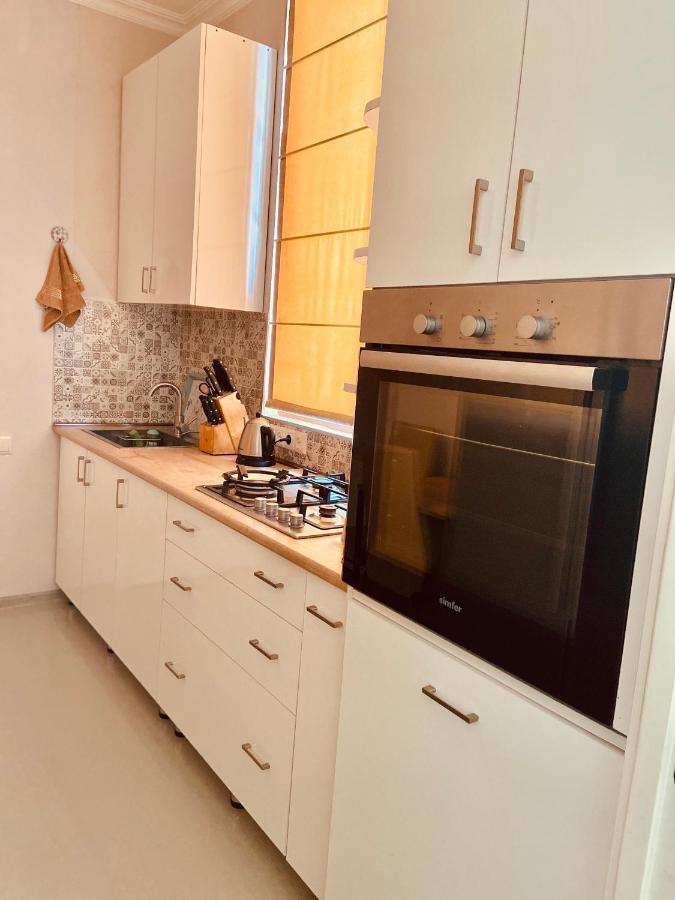 9 Borbalo Street Apartment With Terrace Tbilisi Luaran gambar