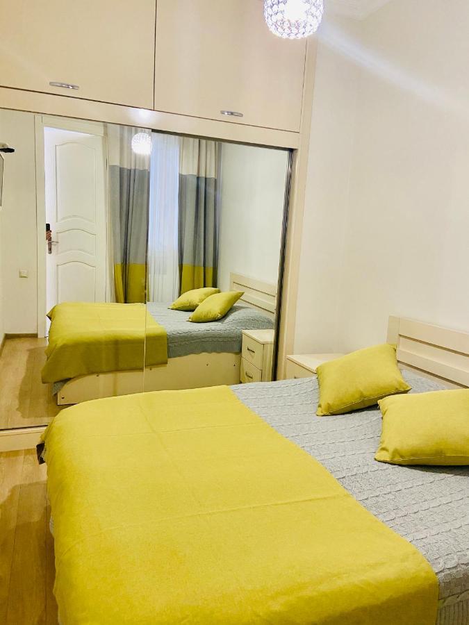 9 Borbalo Street Apartment With Terrace Tbilisi Luaran gambar