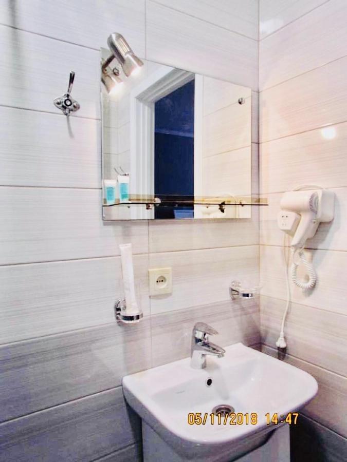 9 Borbalo Street Apartment With Terrace Tbilisi Luaran gambar