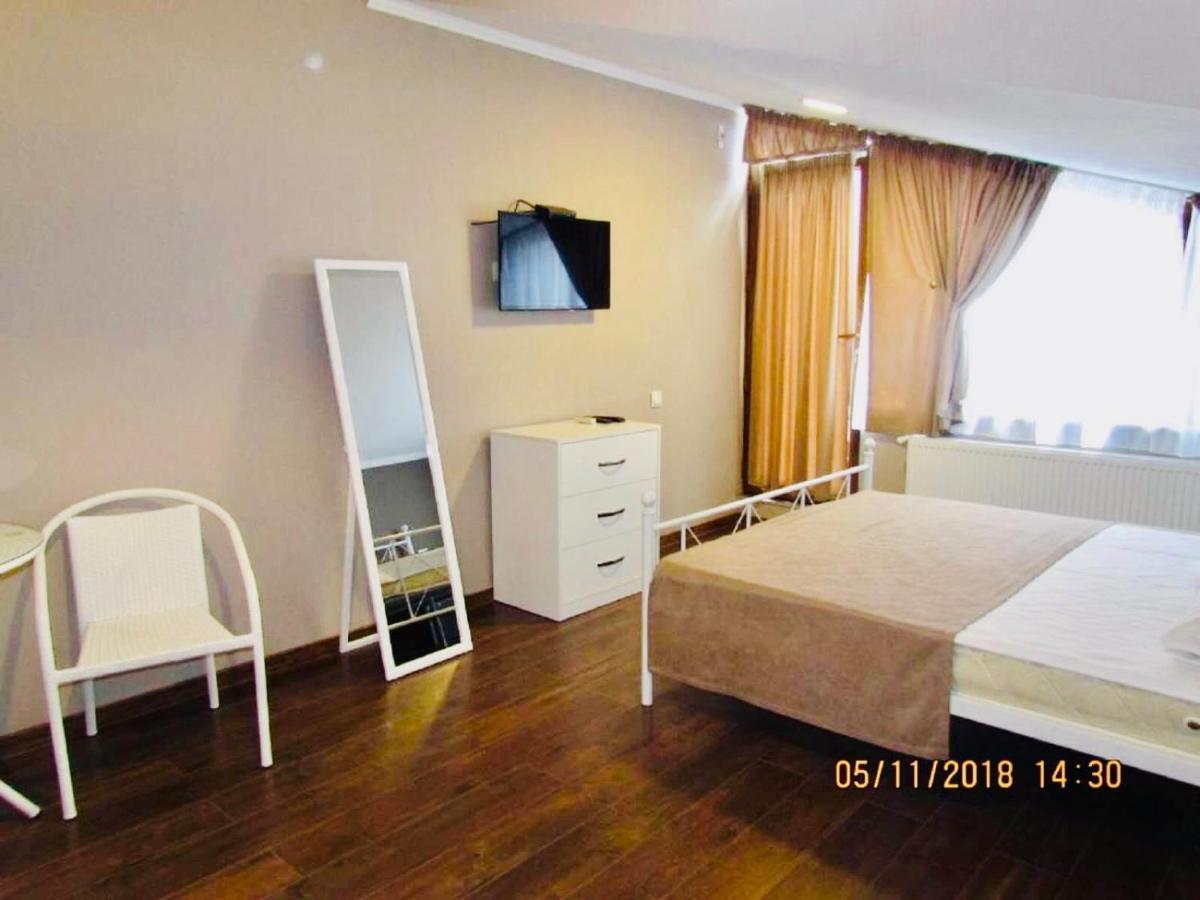 9 Borbalo Street Apartment With Terrace Tbilisi Luaran gambar