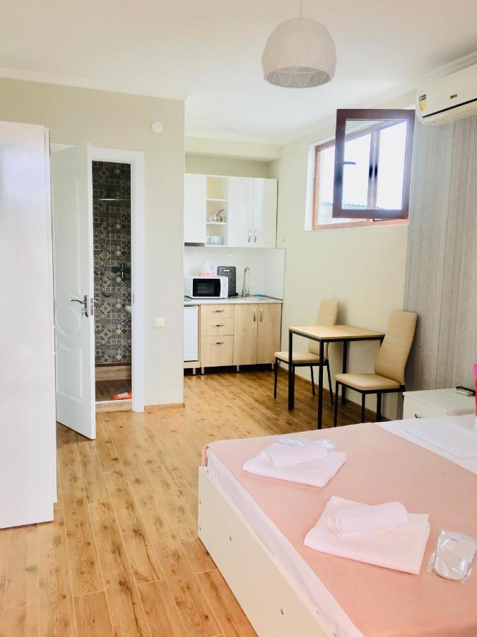 9 Borbalo Street Apartment With Terrace Tbilisi Luaran gambar