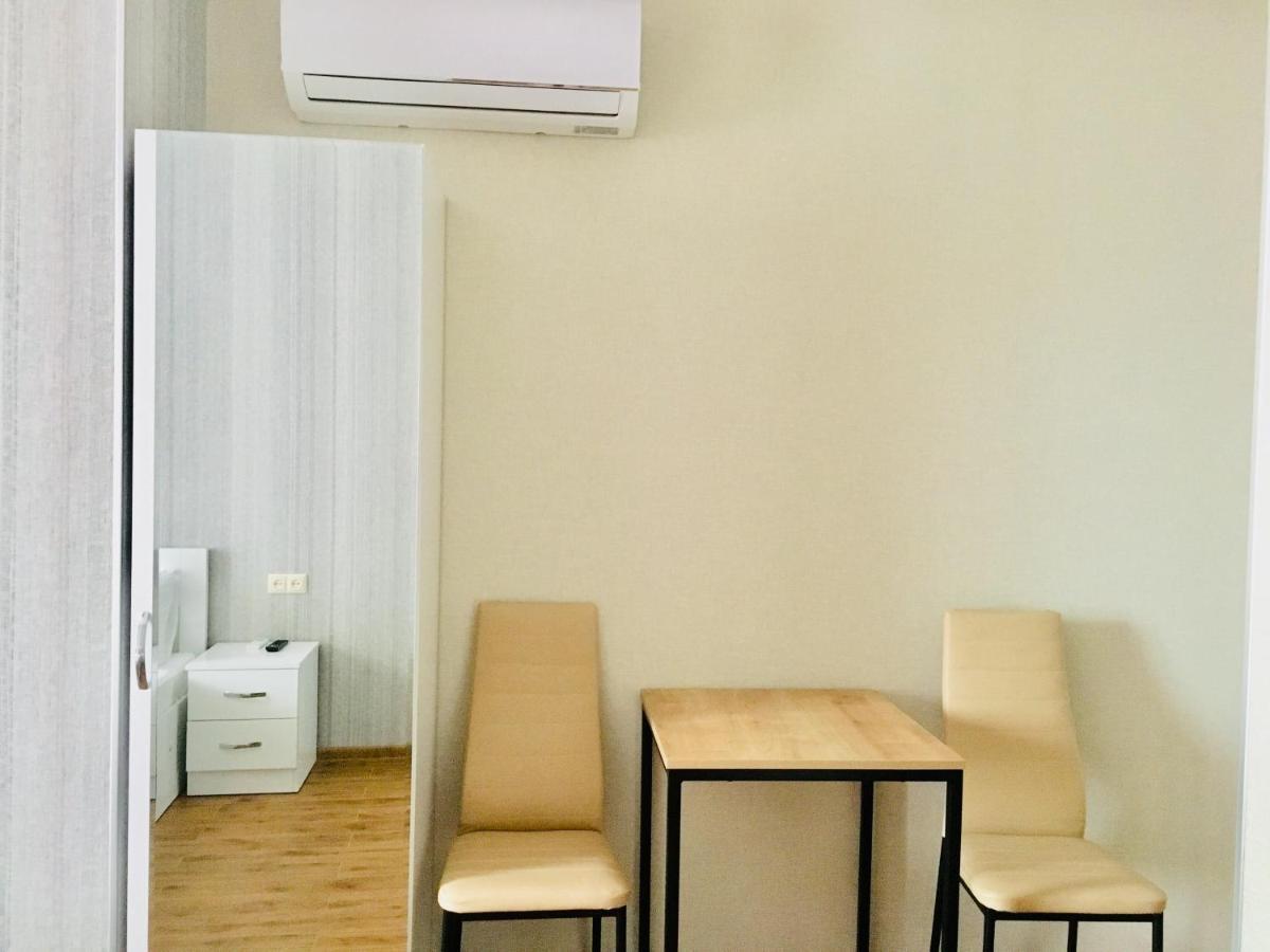 9 Borbalo Street Apartment With Terrace Tbilisi Luaran gambar
